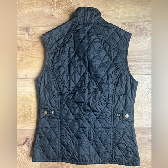 Barbour Summer Liddesdale Gilet Vest Quilted With Custom Real Estate Embroidery - Picture 2 of 13